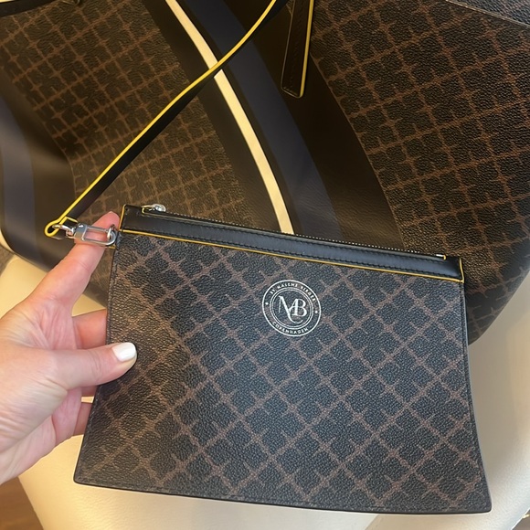 Incredible condition please check pics carefully - Picture 3 of 12